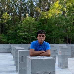 Meet your Posher, Roman